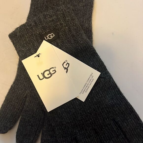 UGG Men’s Tech Glove NEW Dark Gray $45 - Picture 3 of 5